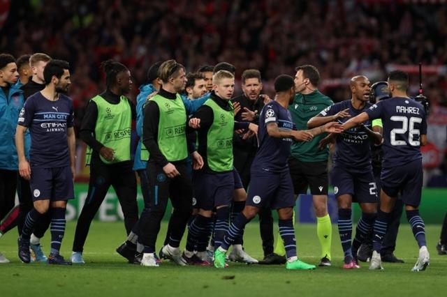 罗体：瓦尔迪家中被盗损失10万欧元财物，窃贼跟踪了他和家人