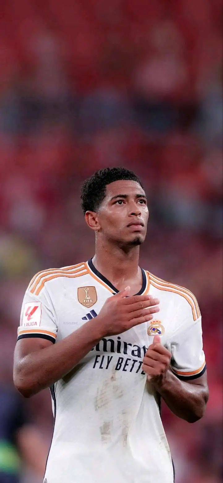 跟队：米兰不太可能在一月运作莱万，但他是夏窗的理想人选