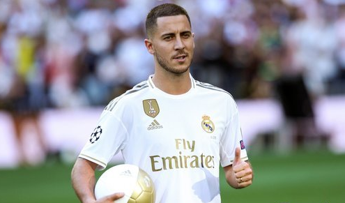 科里纳：正讨论足球中教练喊暂停的可能性，努力寻找解决方案