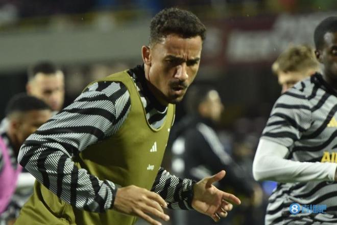 德乙战报：邦杜、皮克勒破门，汉诺威3-0卡尔斯鲁厄